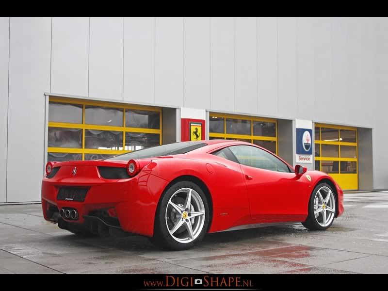 Re: 'Photo shoot' Ferrari 458