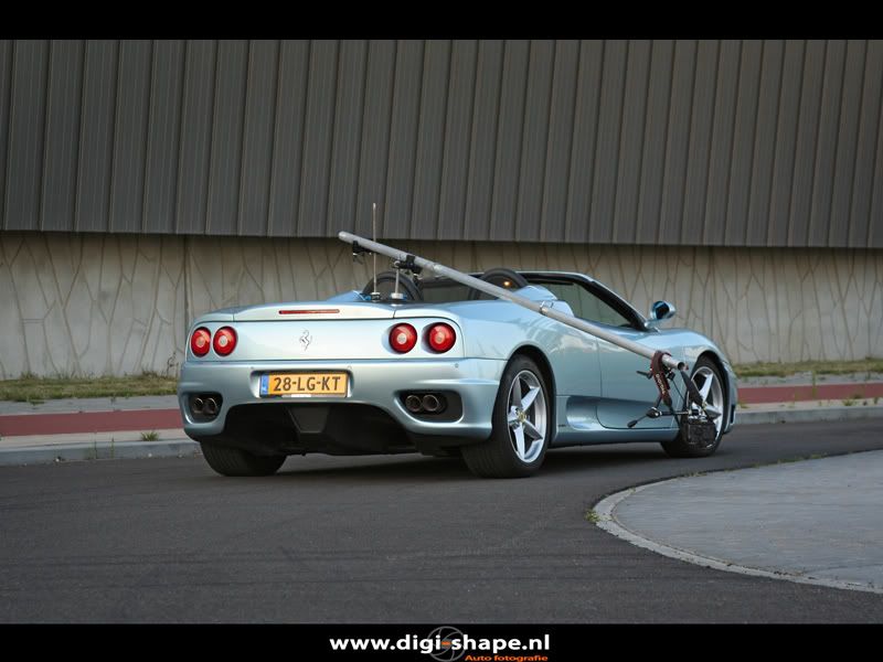 IMAGE: http://i187.photobucket.com/albums/x11/pterps/360shoot003aan800.jpg