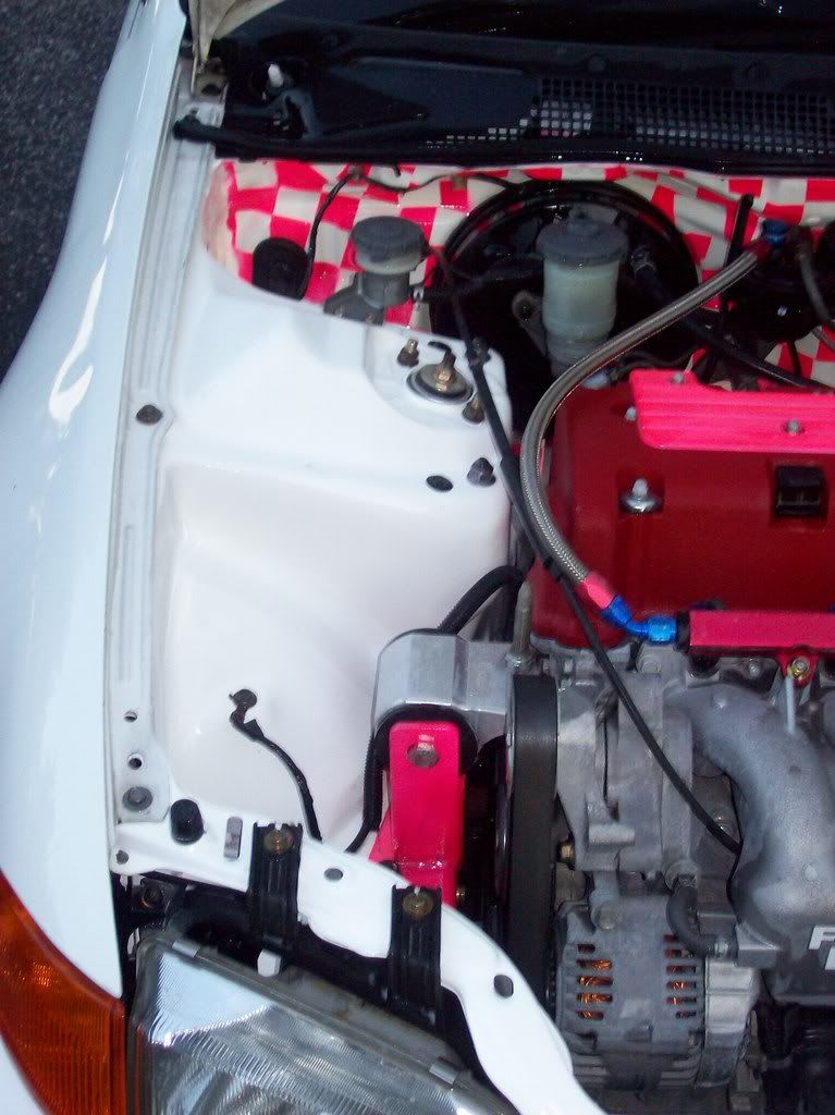 Post up contrasting engine bay color schemes!!! Page 2 HondaTech