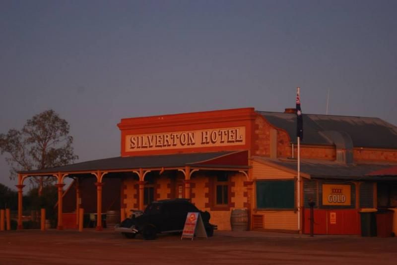 Silvertonpub.jpg