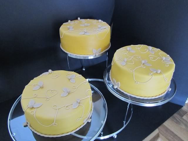 http://i187.photobucket.com/albums/x187/connyb_bucket/goudenbruidstaart4.jpg