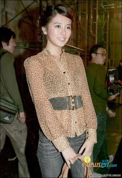 Yoon Eun Hye Korean girl idol