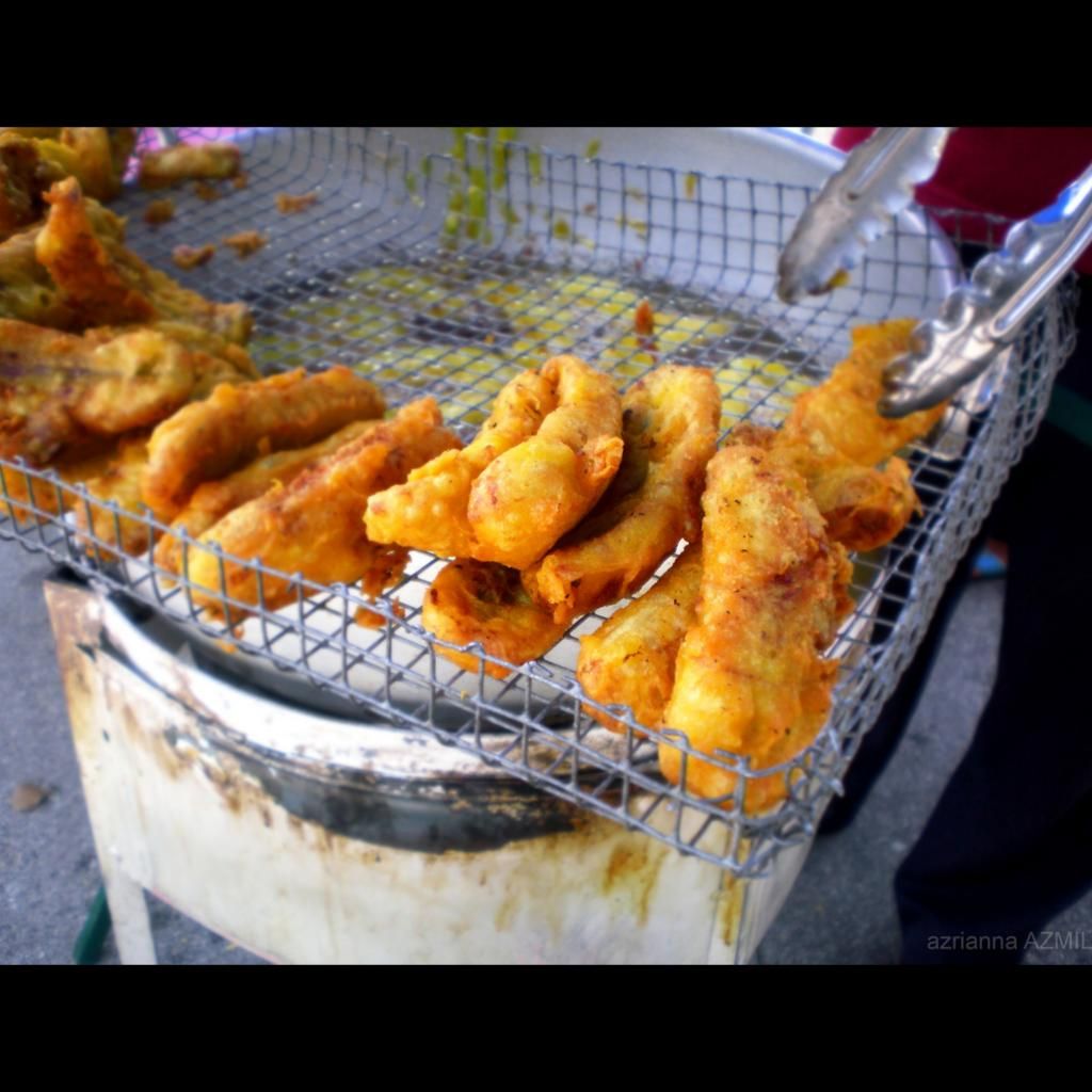Pisang Goreng di Pasar tradisional