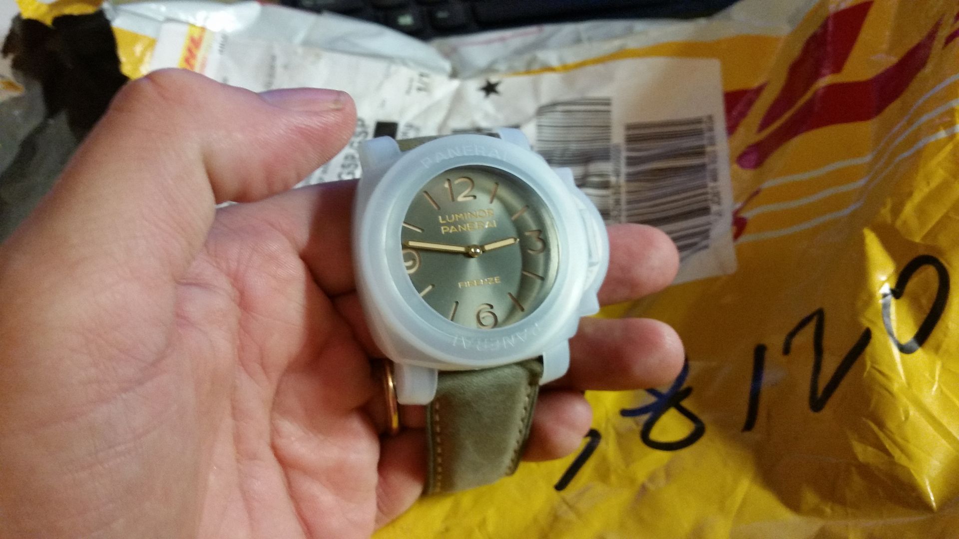 Pam605-2_zps4hca9nwj.jpg