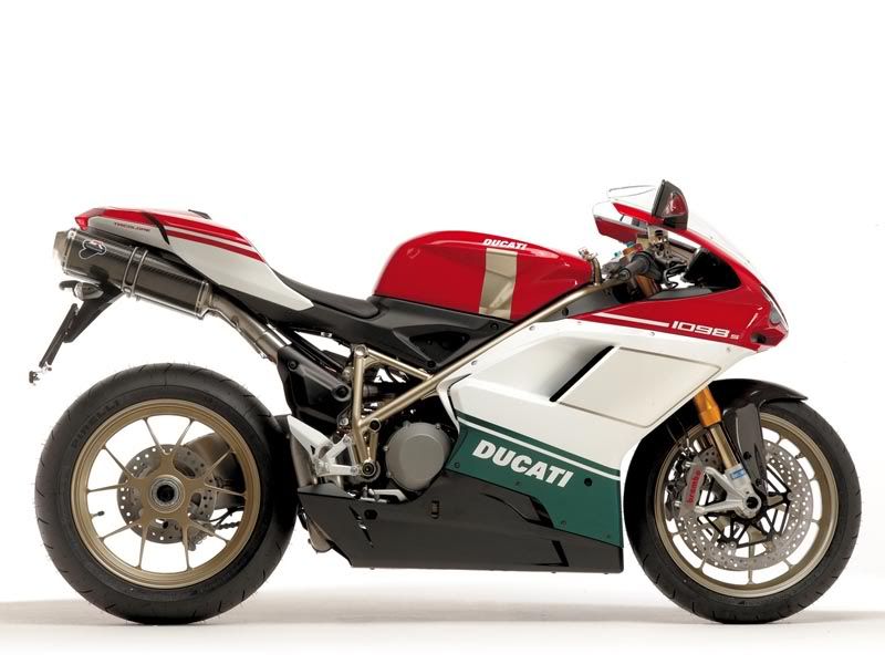Ducati10984copy.jpg
