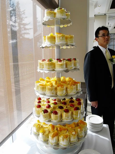 Mango coconut mousse with pineapple chunk mini cakes