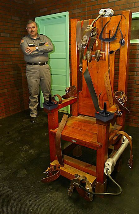 GamerElectricChair1.jpg